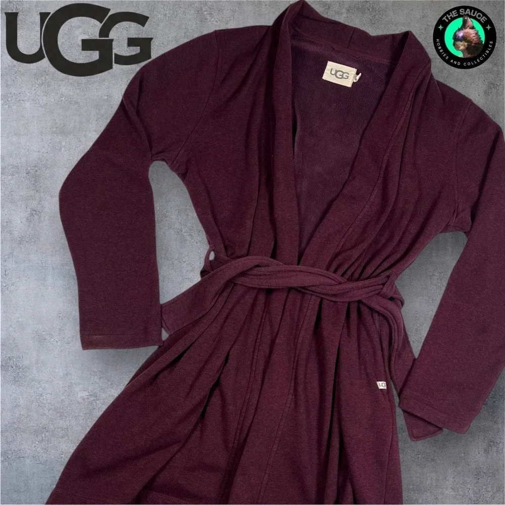 UGG Plush Fleece Belted Robe Bathrobe Womens Medium Burgundy Lounge Cozy Shawl - Picture 1 of 16